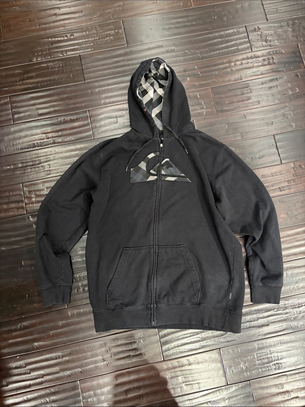 Quiksilver Men’s Black Zip-Up Hoodie with Check-Lined Hood